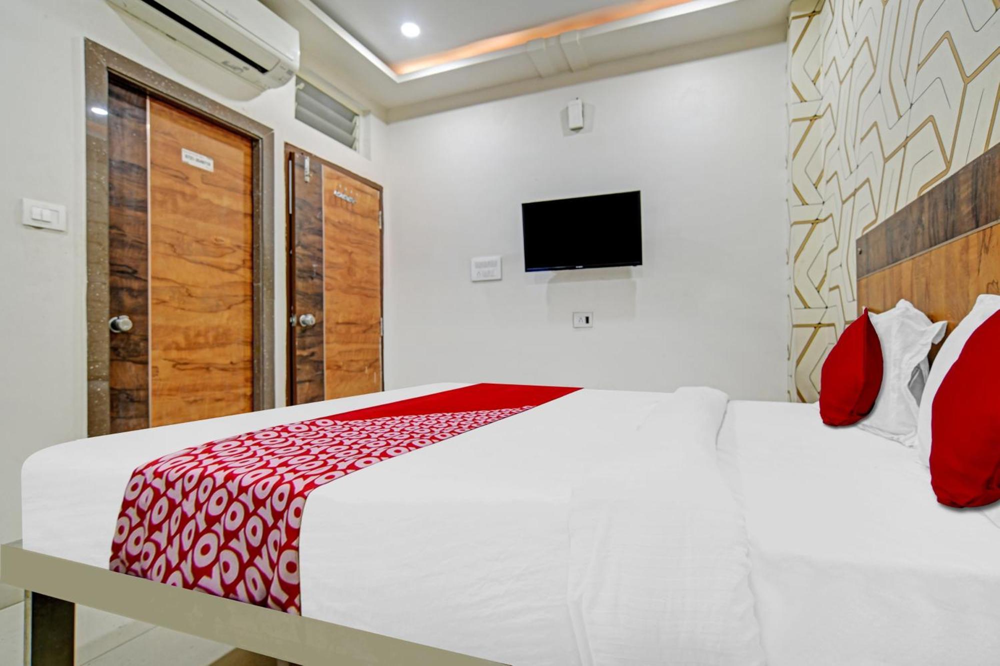 Hotel O Blue Wings Indore Extérieur photo